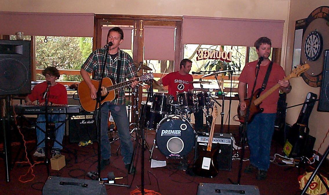 Picture of BeanHead Playing at the Boggy Creek Pub